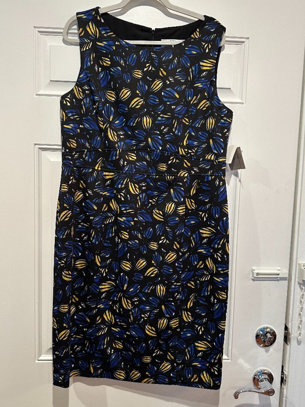 Kasper sleeveless dress